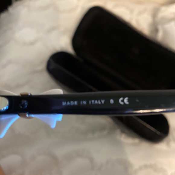 Black Chanel Sunglasses - Picture 6 of 7